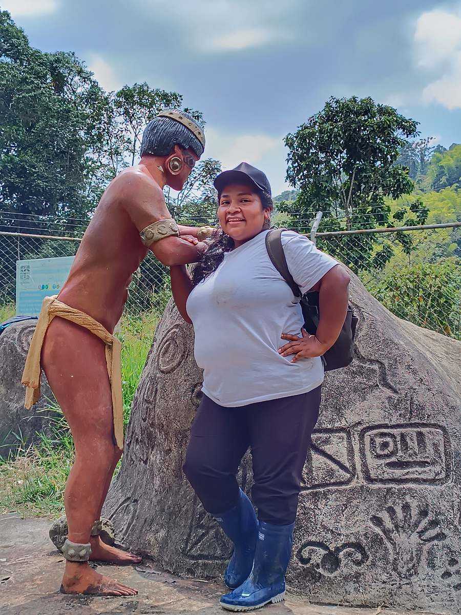 Escultura quimbaya — La Marcada — Camino Quimbaya